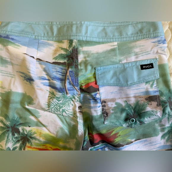 RVCA boys board shorts NWT - Picture 6 of 7
